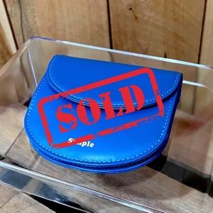 Simple multi-pocket wallet